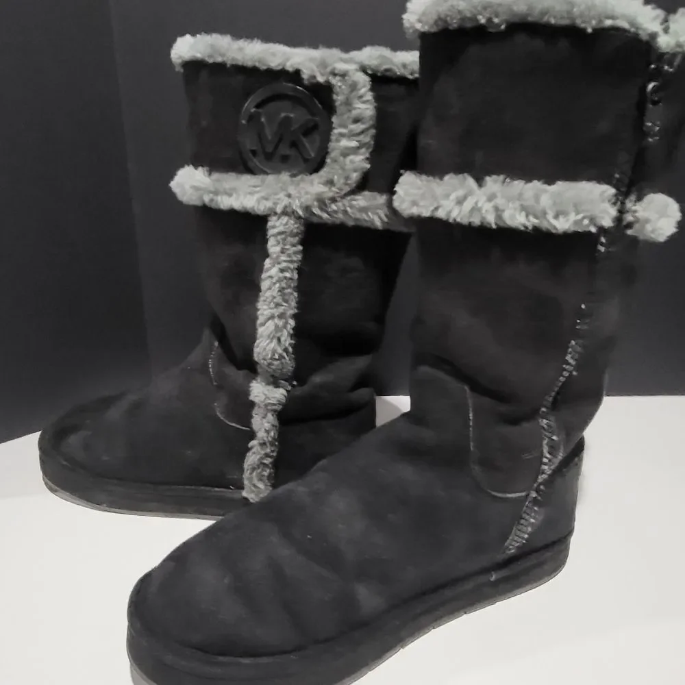 Micheal Kors Women's Size 5 Black Winter Boots